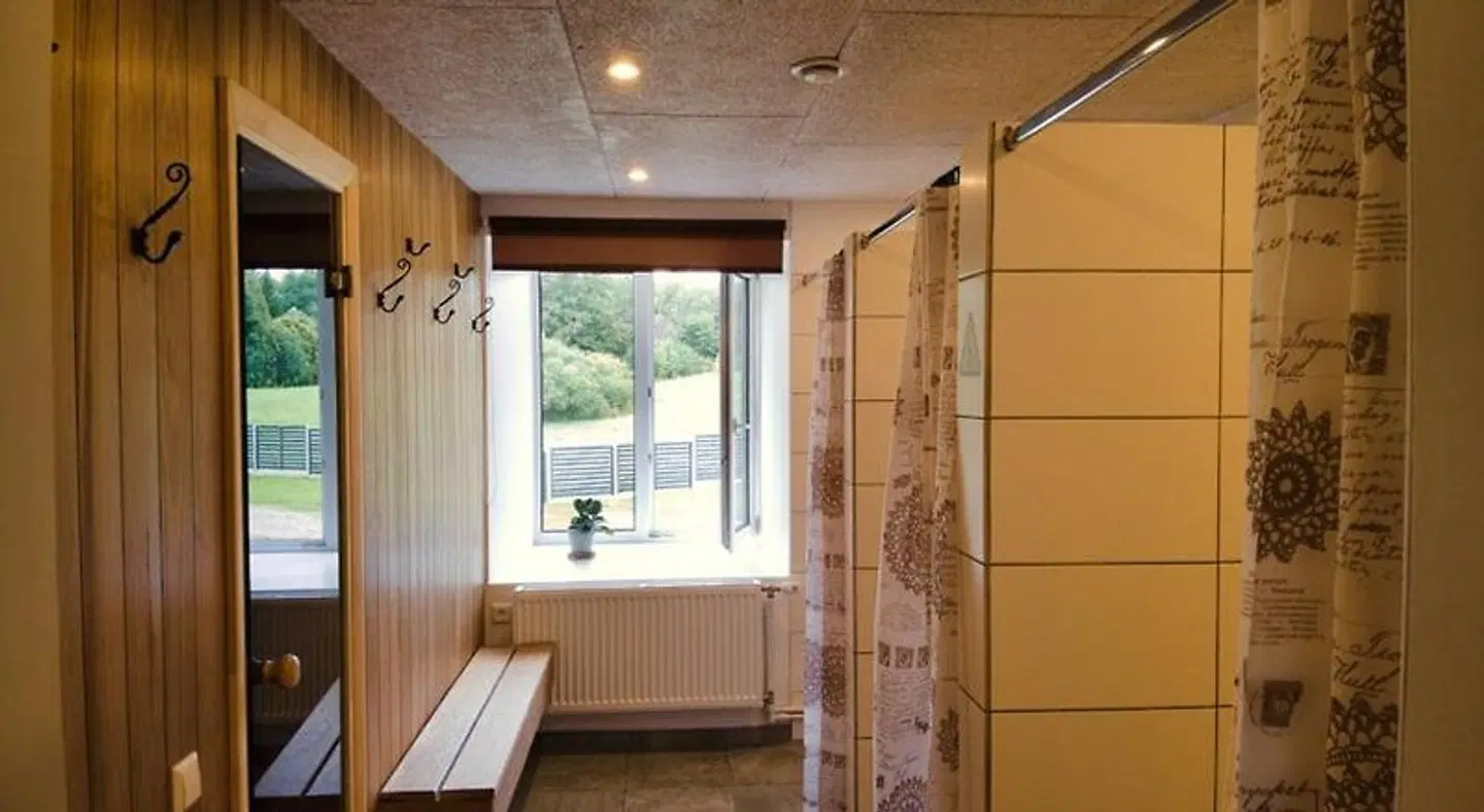 Viesu maja Valodzes Badezimmer