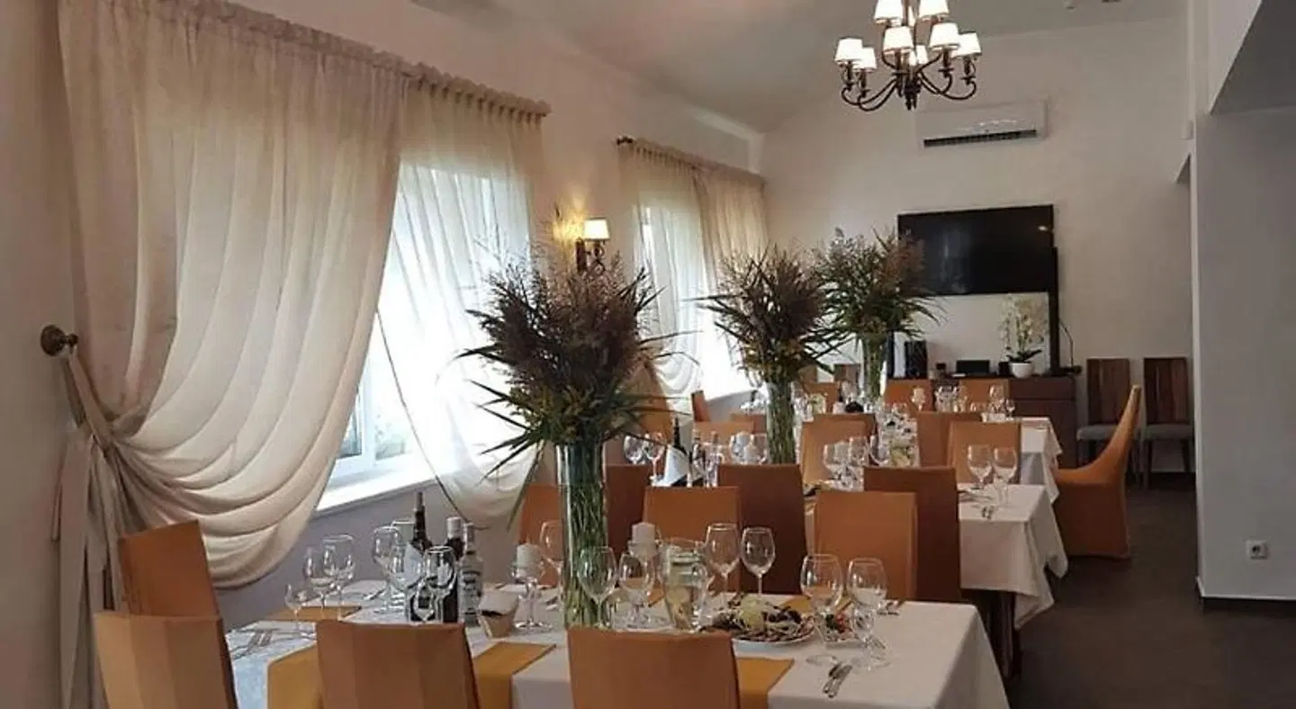 Pasazo namai B&B Restaurant