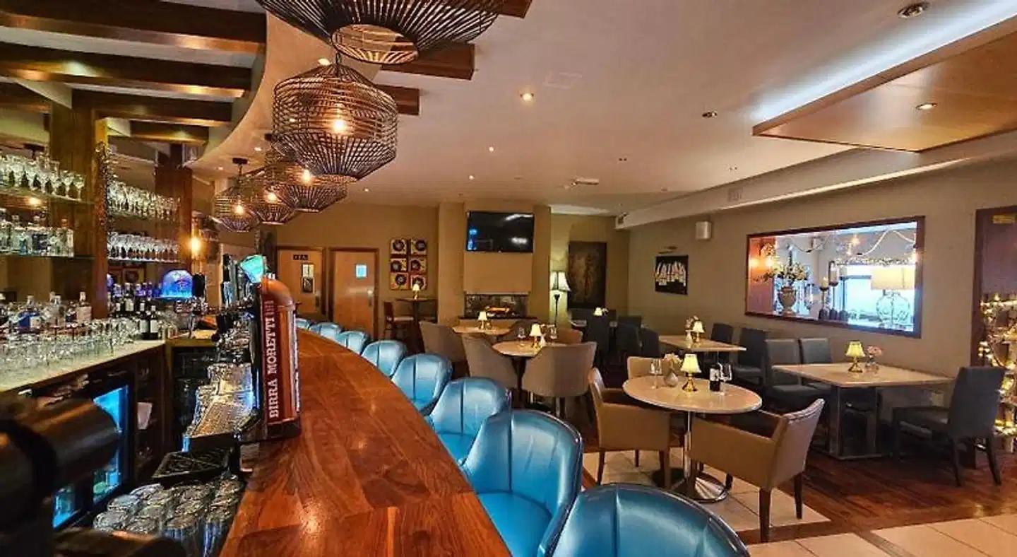 Moycarn Lodge & Marina Restaurant