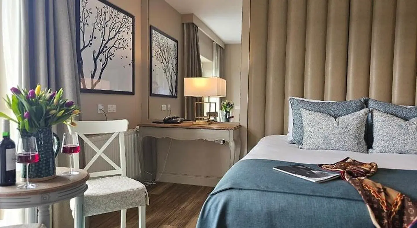 Moycarn Lodge & Marina ROOM_EXAMPLE