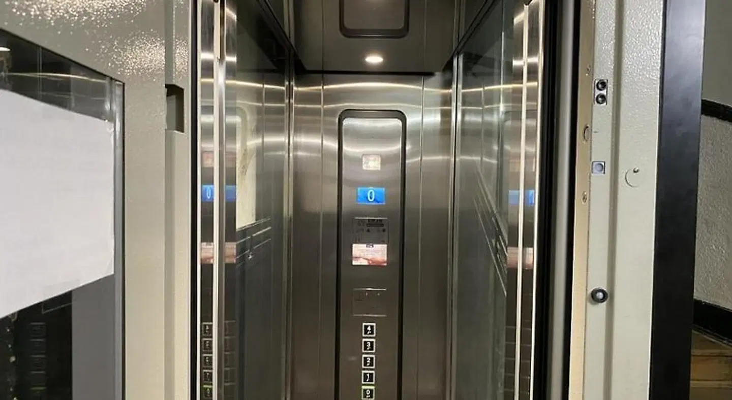 Hostal Rio Parana Hallenbad