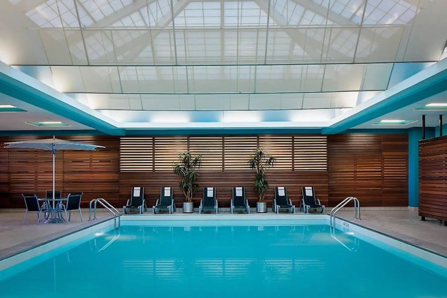 Courtyard by Marriott Grand Rapids Downtown Hallenbad