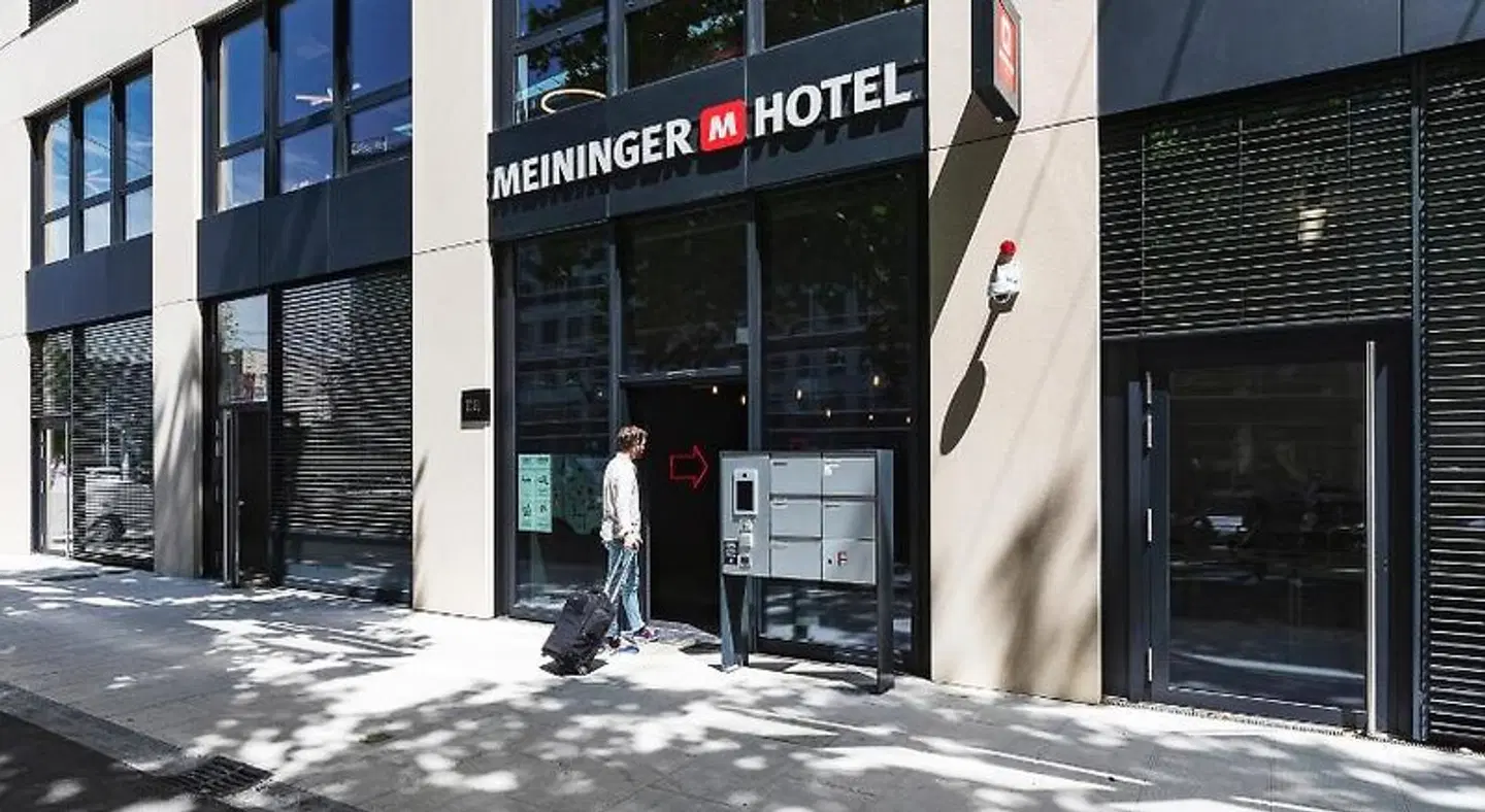 MEININGER Hotel Genève Centre Charmilles EXTERIOR