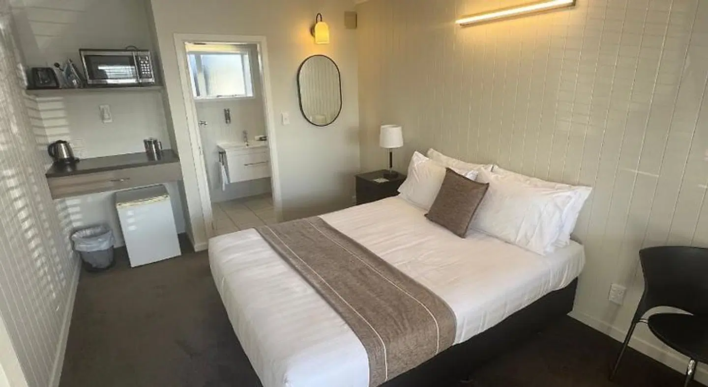 Bristol Motel ROOM_EXAMPLE