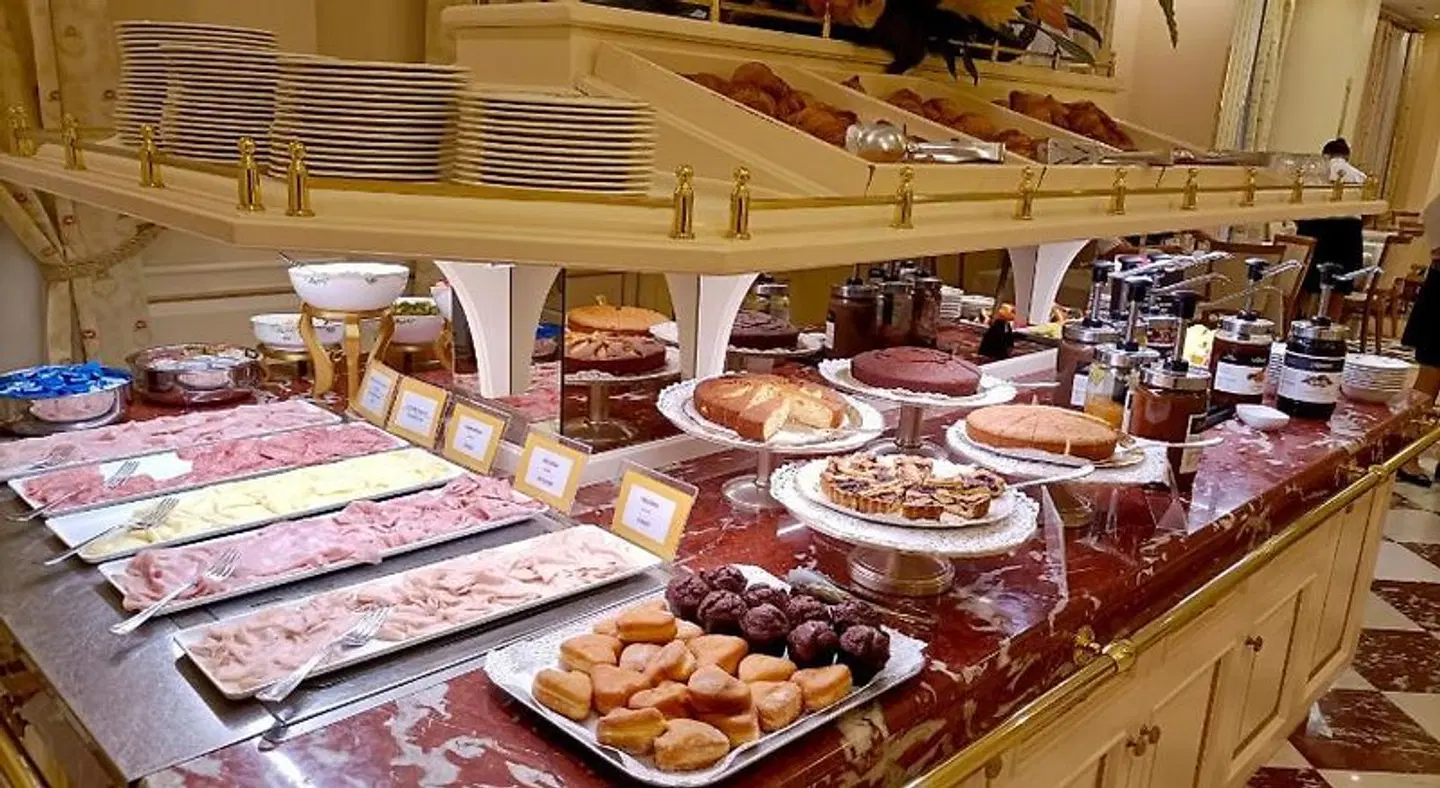 Andreola Central Hotel Restaurant