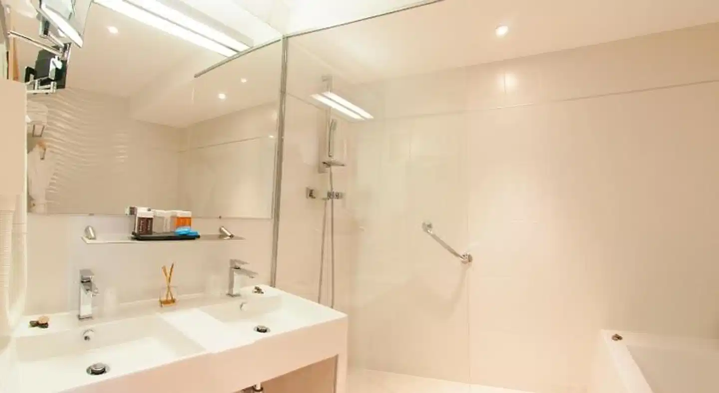 Montaigne & Spa Badezimmer