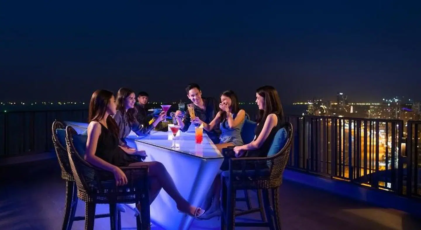 Hilton Pattaya PEOPLE