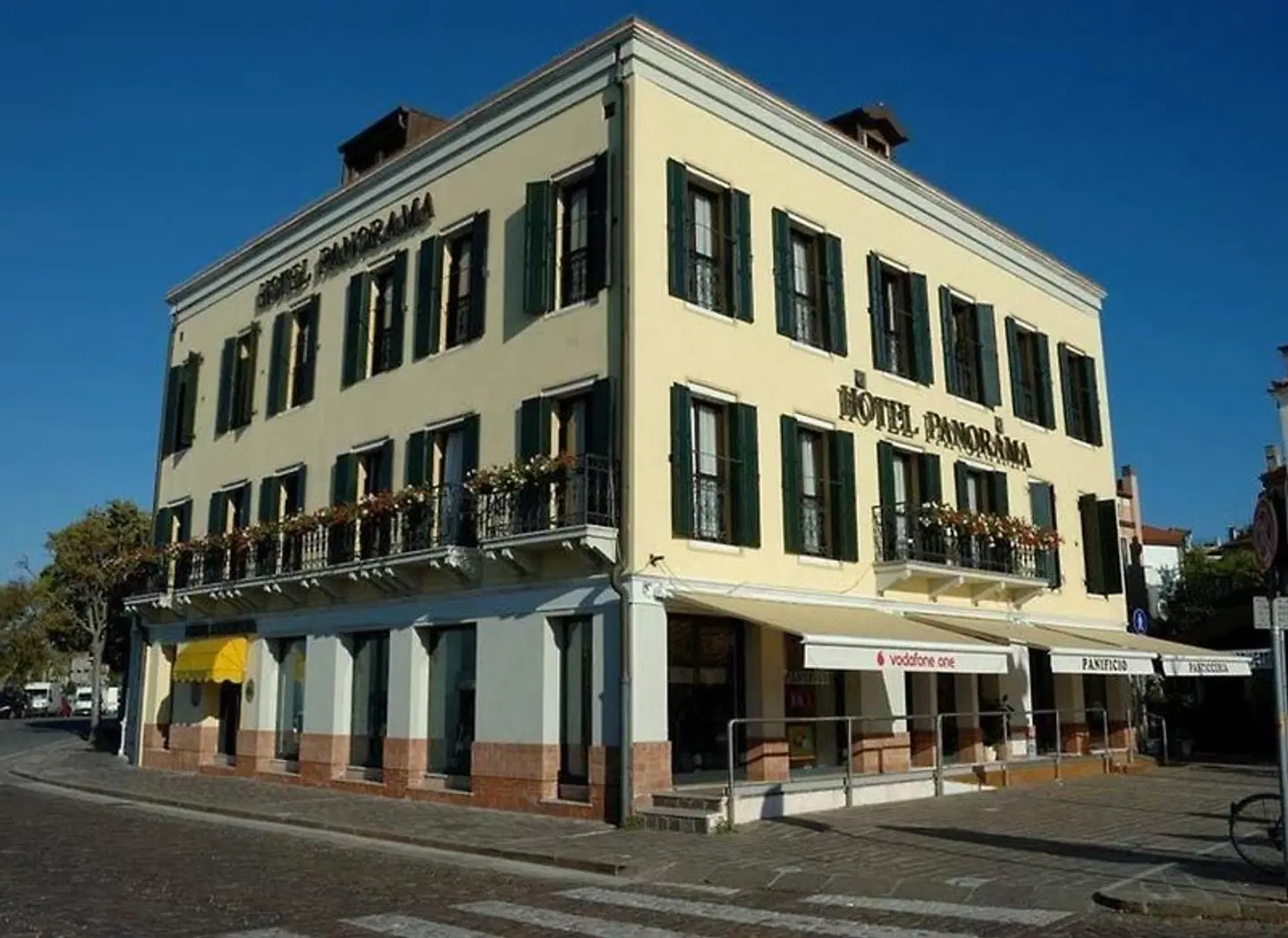 Panorama EXTERIOR