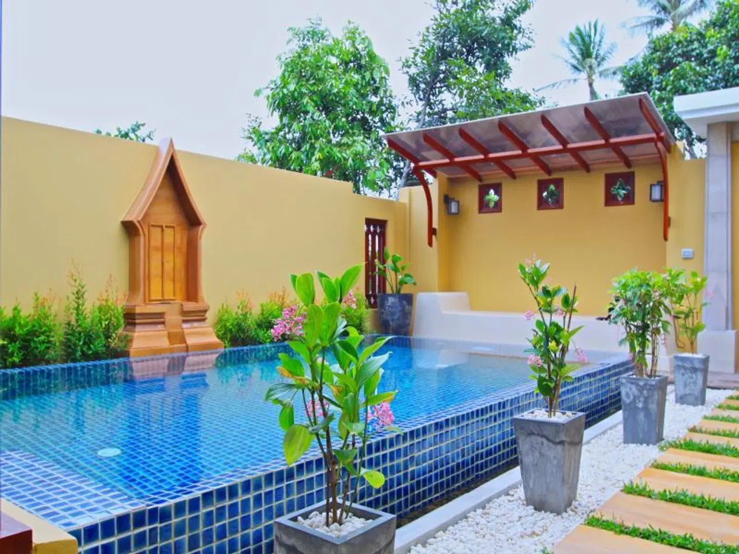 Pawanthorn Luxury Pool Villa Samui OUTDOOR_POOL
