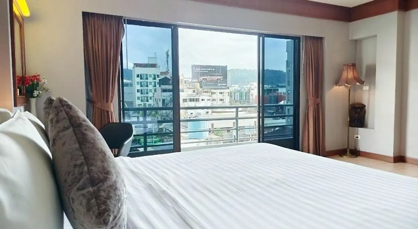 C&N Hotel ROOM_EXAMPLE