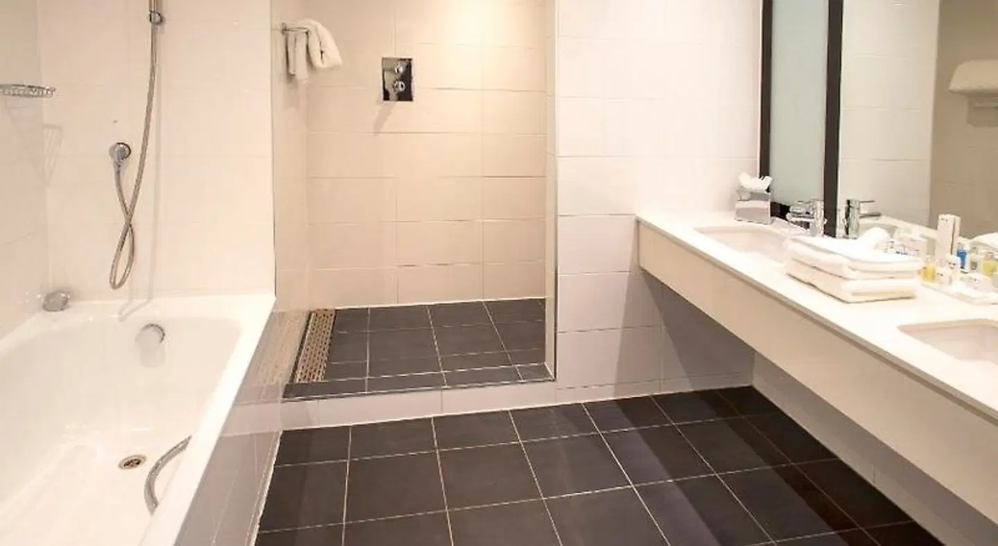Radisson Blu East Midlands Airport Badezimmer