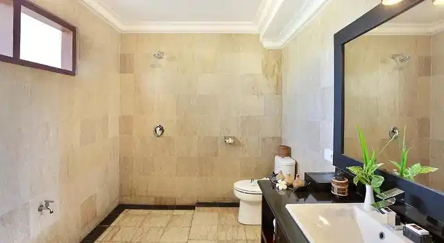 Ombak Sunset Badezimmer