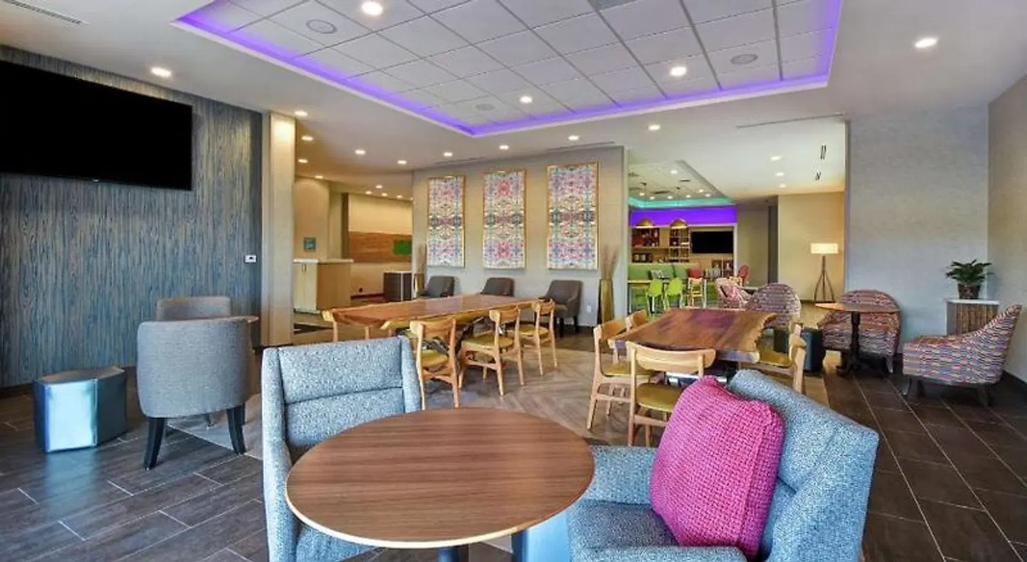 Home2 Suites by Hilton Wichita Northeast LOUNGE_LOBBY