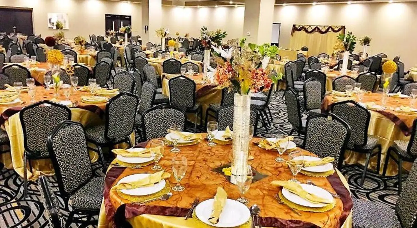 Best Western Plus Sunrise Inn Restaurant