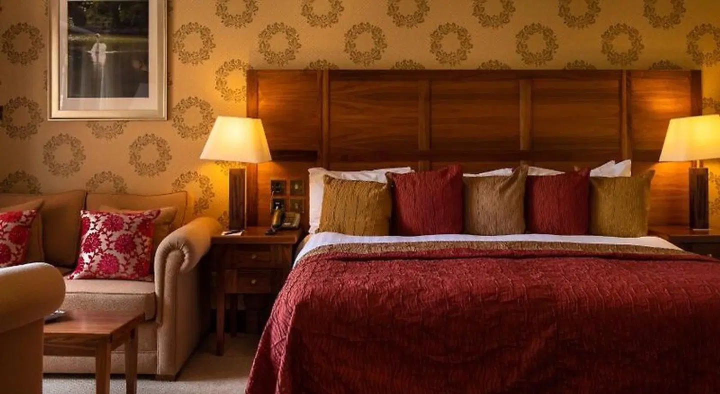 The Morley Hayes ROOM_EXAMPLE