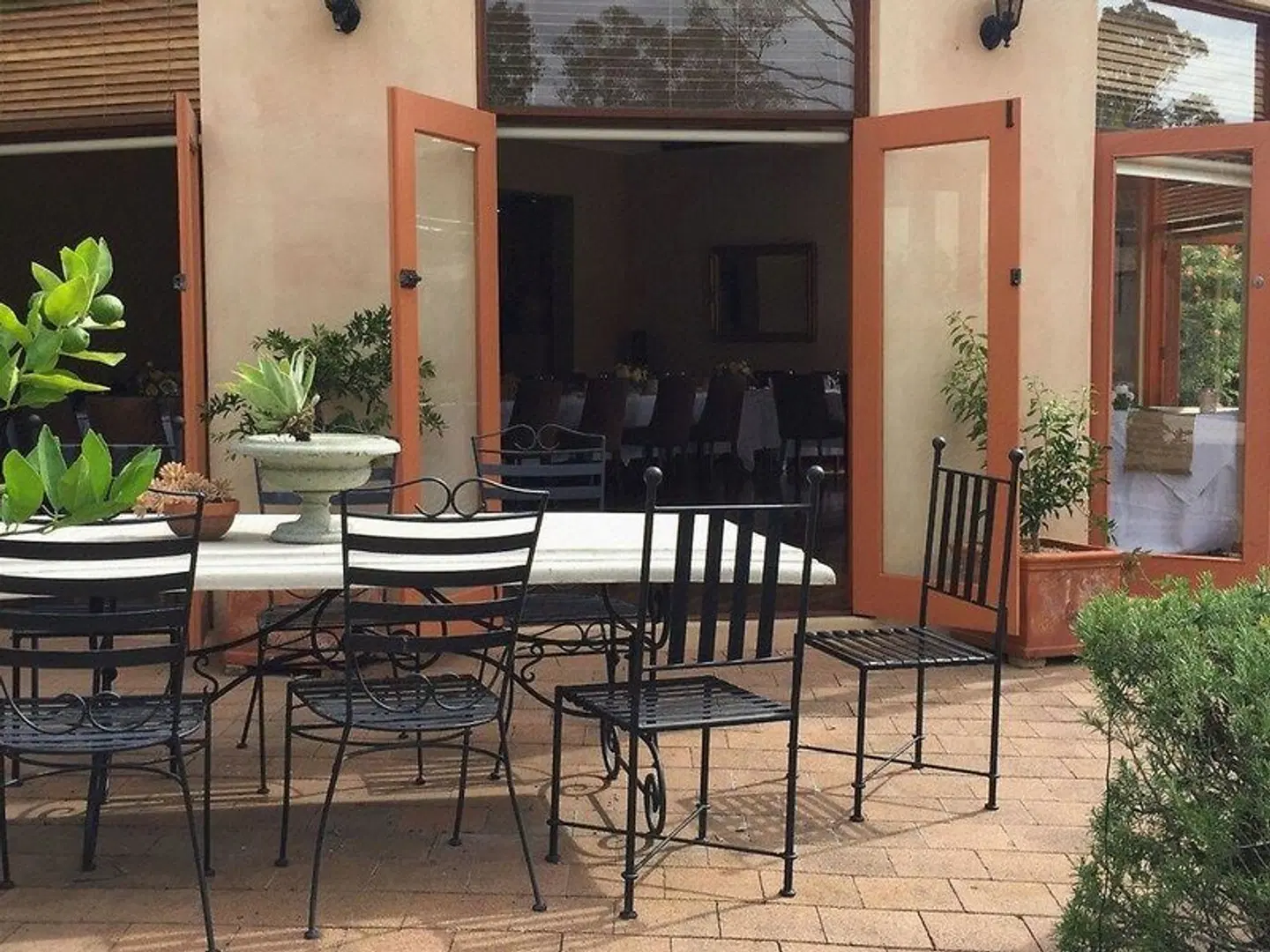 Estate Tuscany, The Mill & Brokenback Bar Terrasse