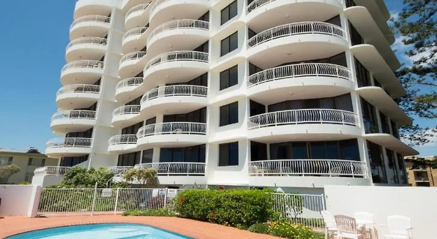 Albatross North Apartments EXTERIOR