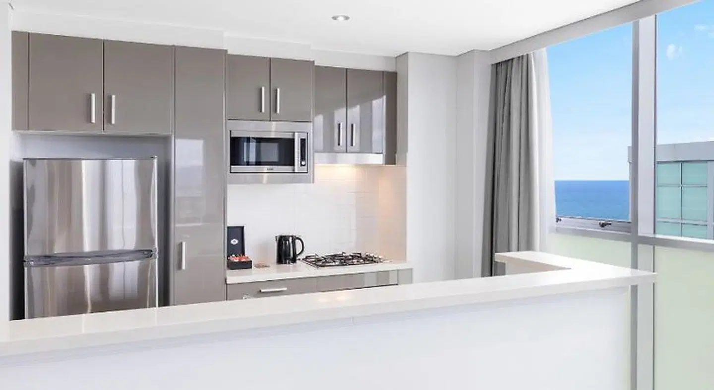 Meriton Serviced Apartments Broadbeach Badezimmer