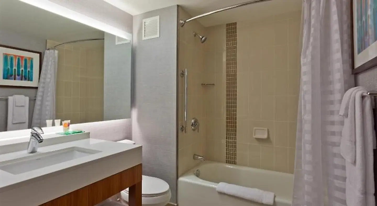 Hyatt Place Chicago/River North Badezimmer