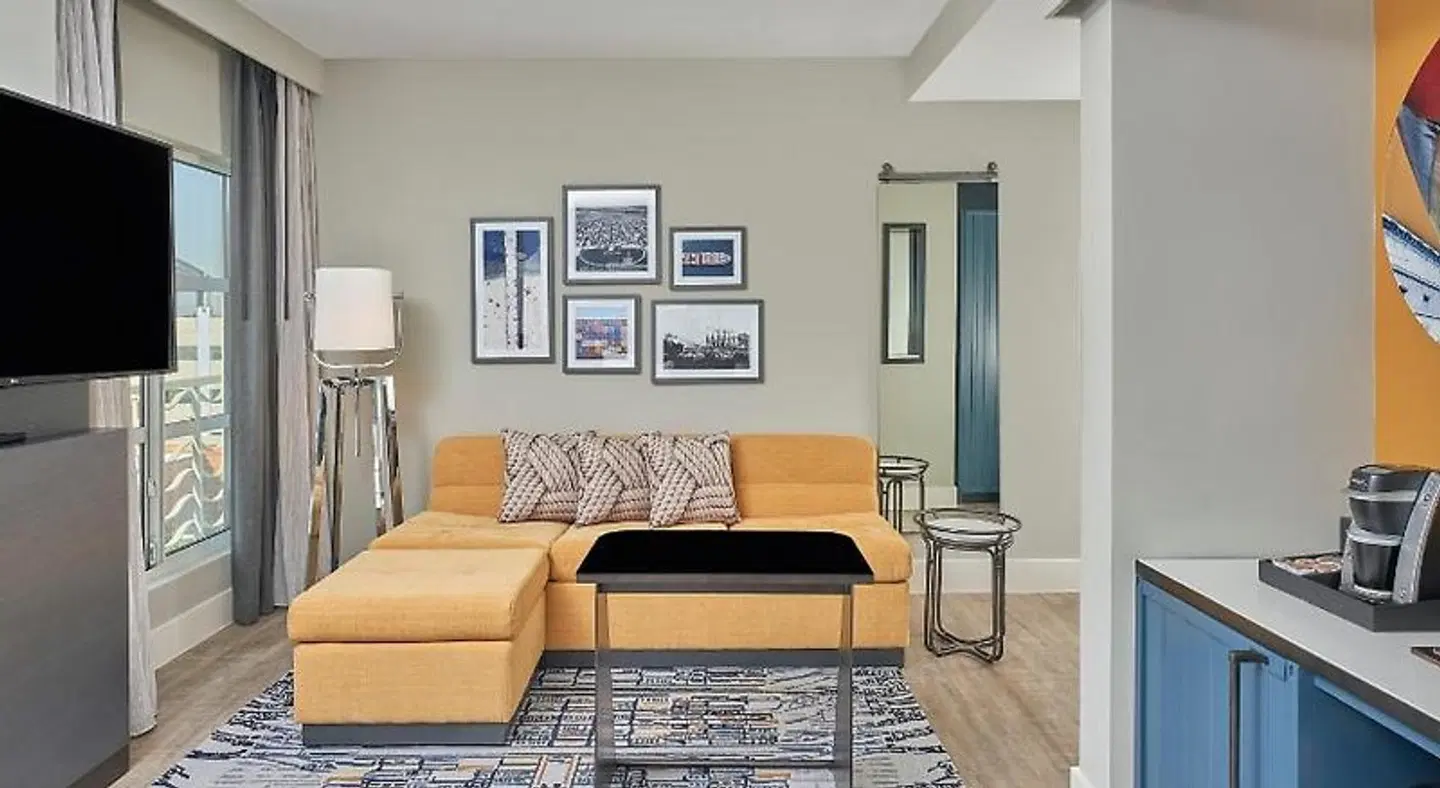 Hyatt Centric The Pike Long Beach ROOM_EXAMPLE