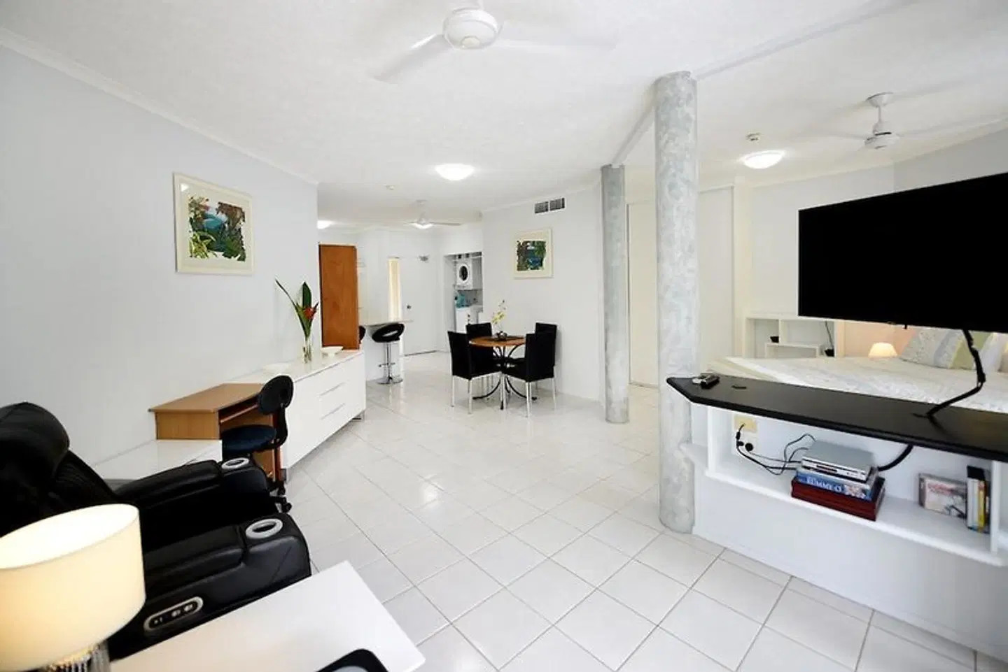 Golden Sands Beachfront Apartment Resort SPORTS_AND_LEISURE