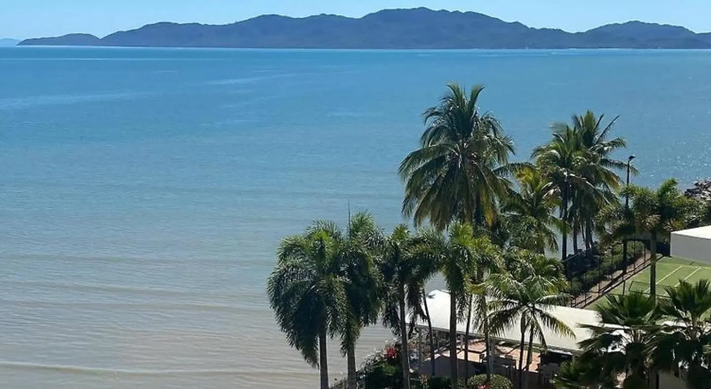 Australis Mariners North Holiday Apartments LANDSCAPE