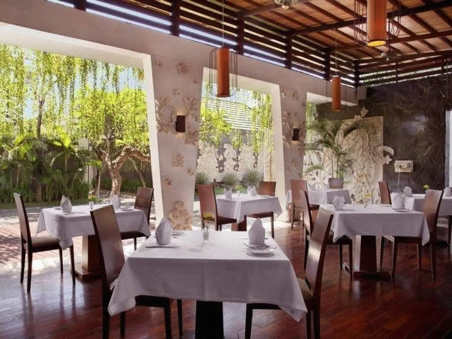 The Wolas Villas Restaurant