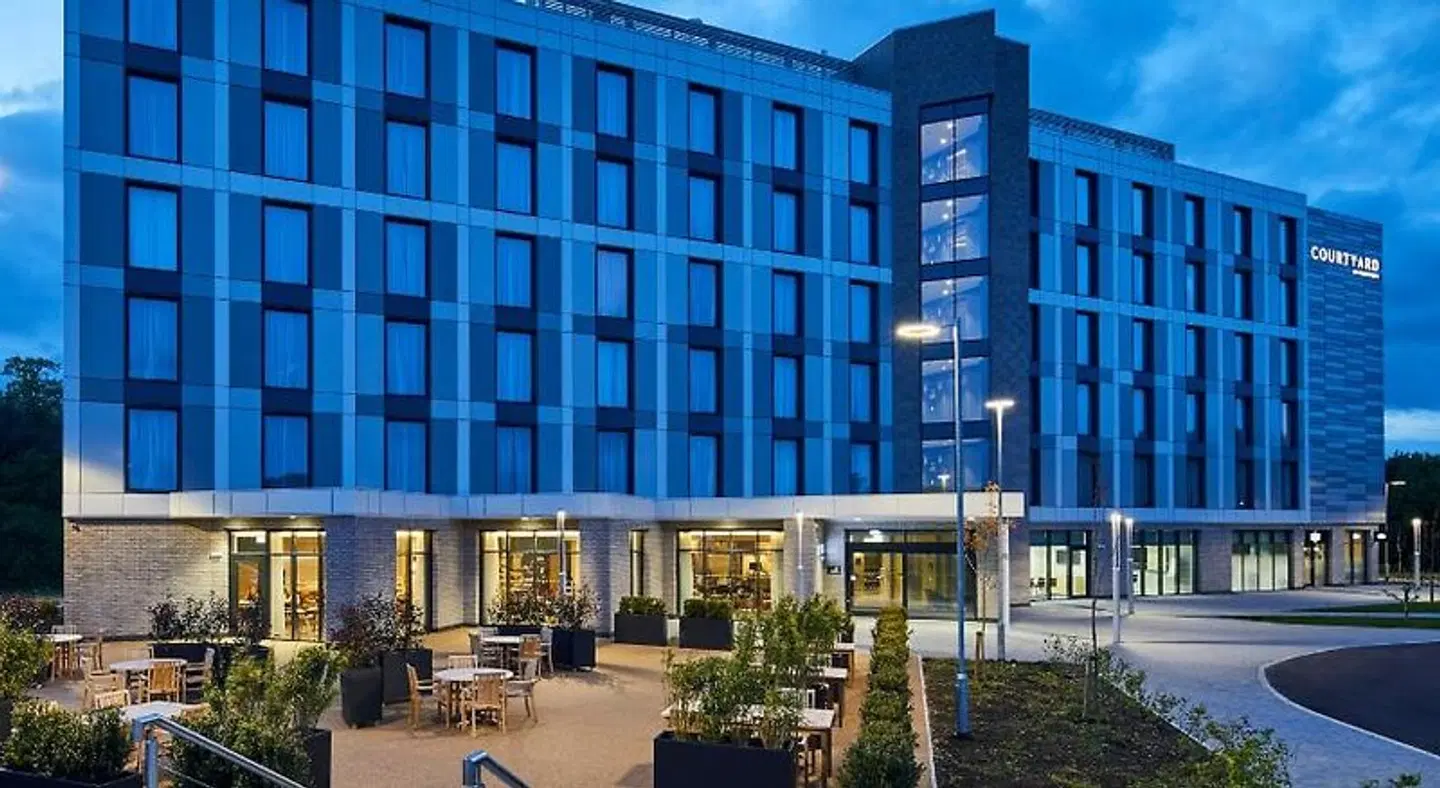 Courtyard by Marriott Keele Staffordshire EXTERIOR