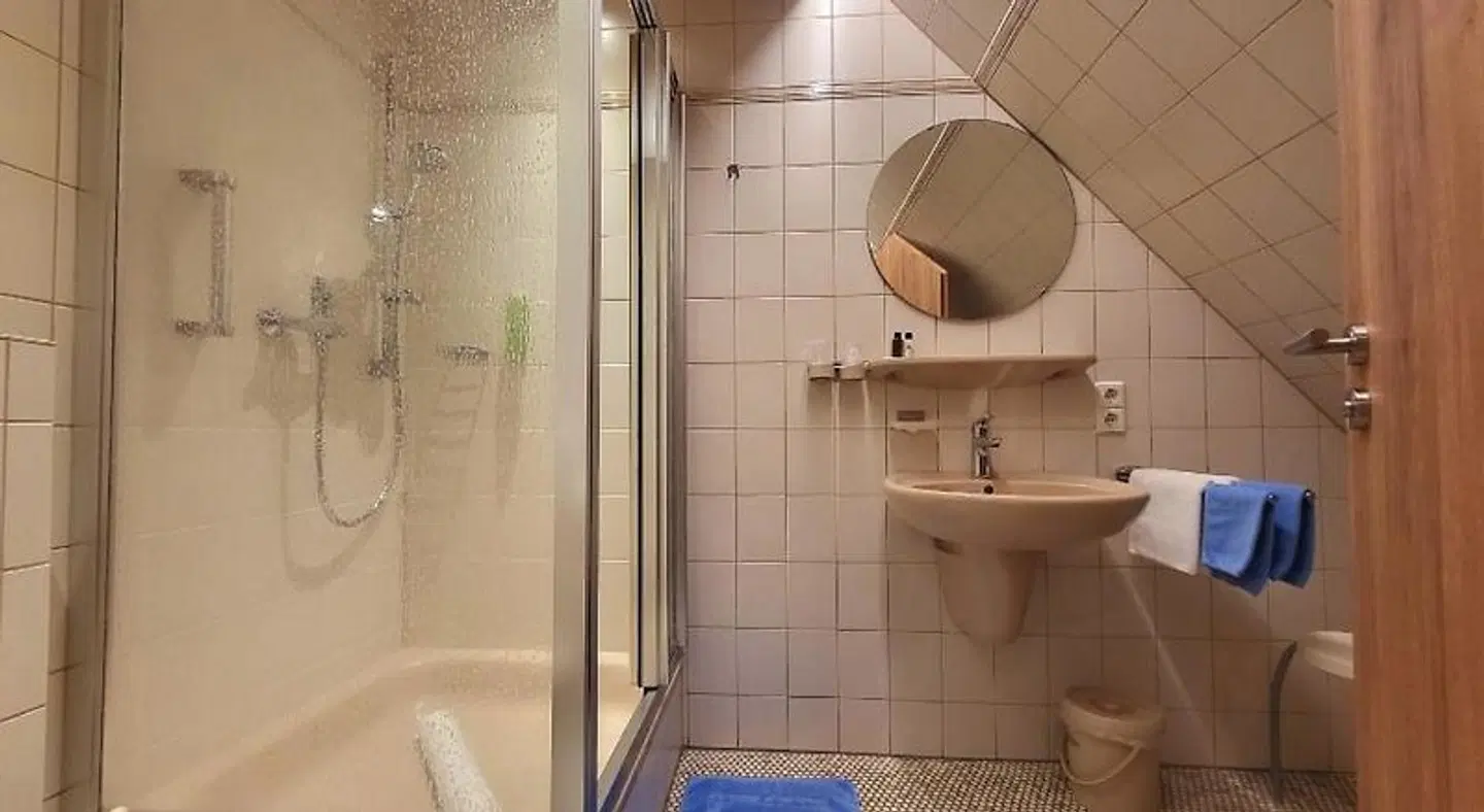 Zur Staude Badezimmer