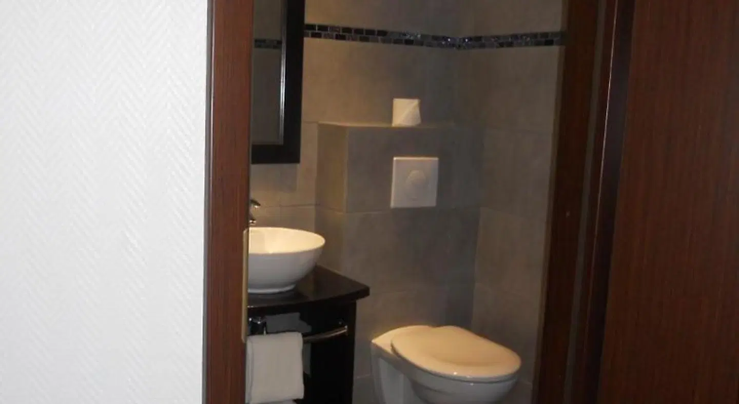 Hôtel de Suède Badezimmer