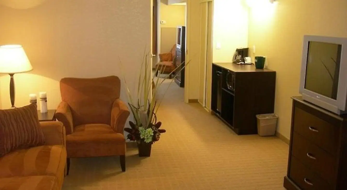 Country Inn & Suites by Radisson, Niagara Falls, ON LOUNGE_LOBBY