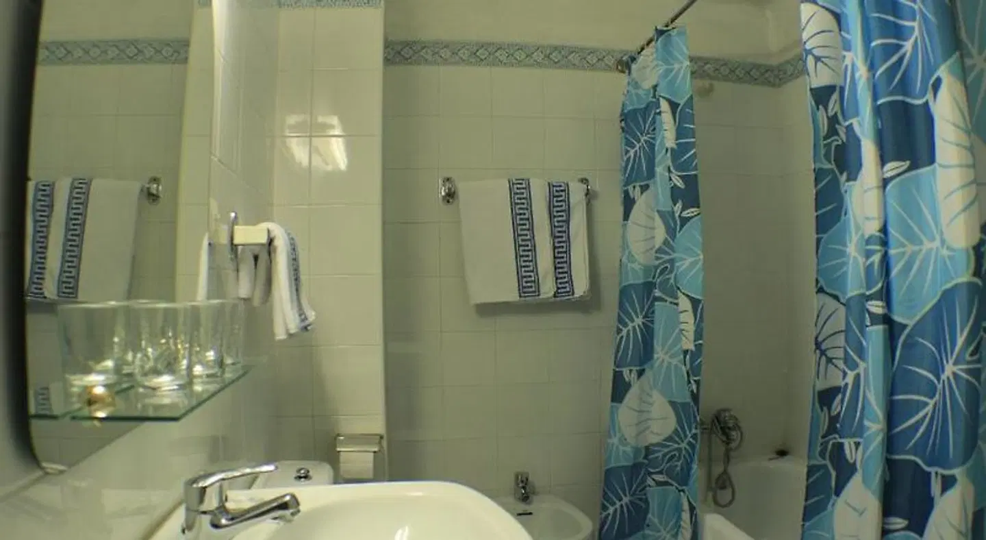 Hostal Lisboa Badezimmer
