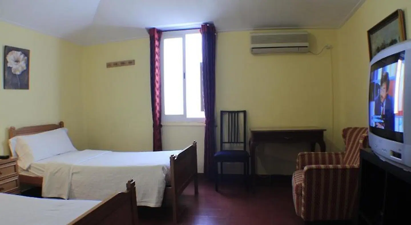 Hostal Lisboa ROOM_EXAMPLE