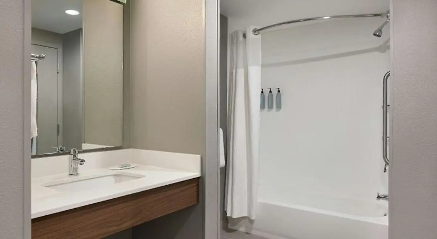 Courtyard by Marriott Little Rock Downtown Badezimmer