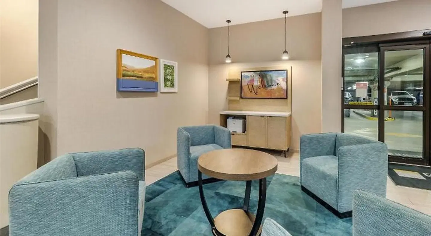 Sonesta ES Suites San Antonio Downtown Alamo Plaza ROOM_EXAMPLE