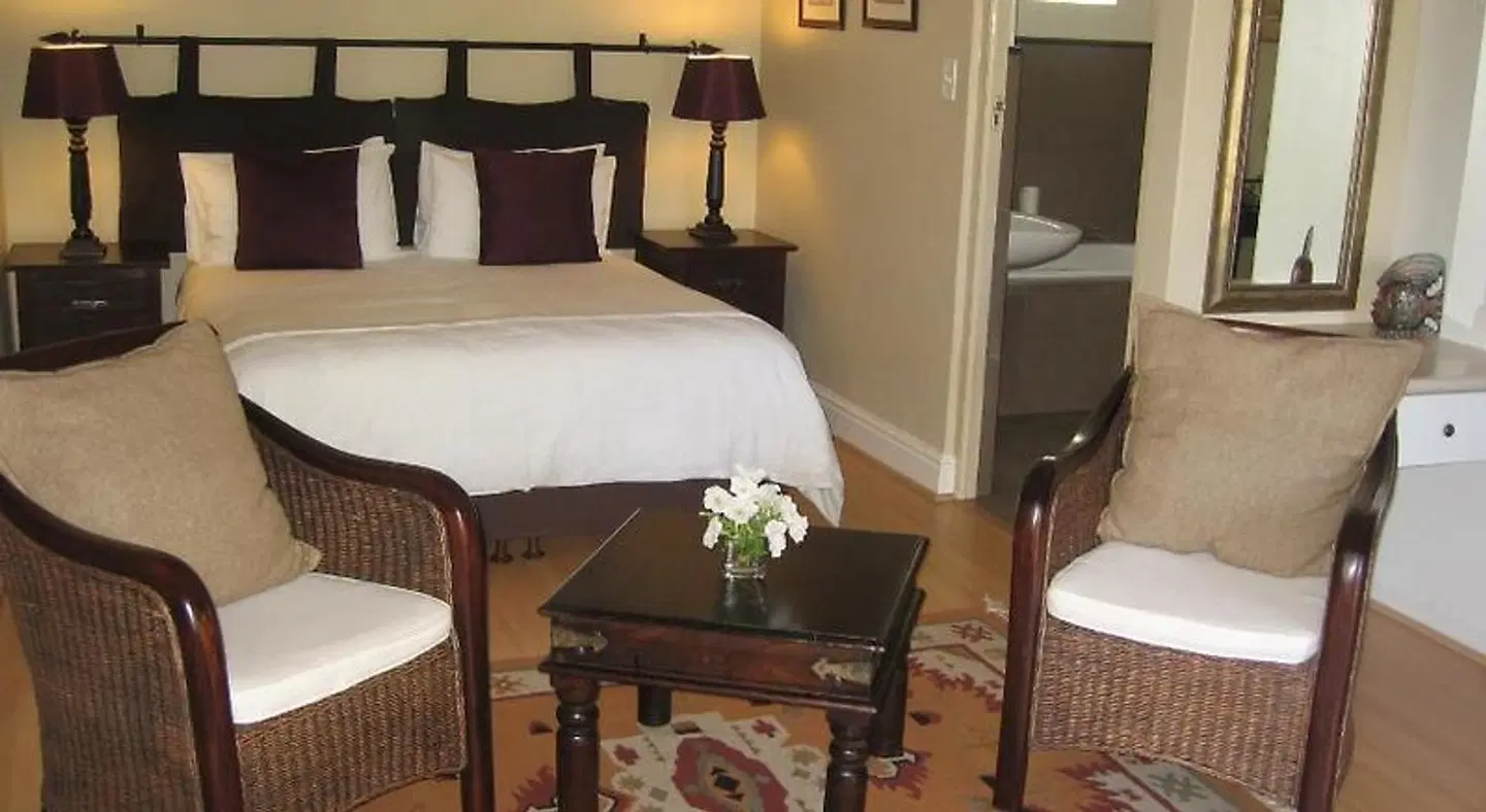 Paradiso Guesthouse & Self-catering Cottage ROOM_EXAMPLE