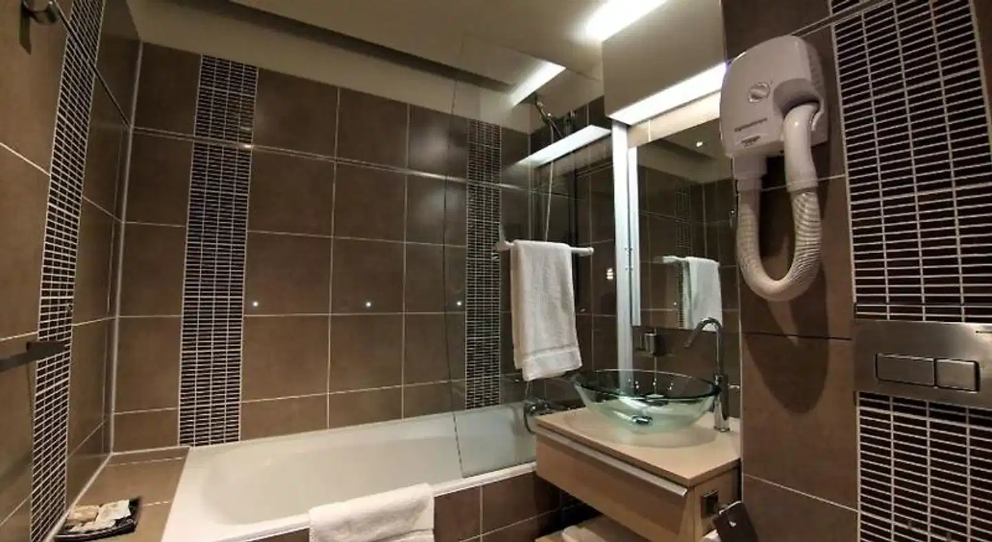 Volney Opéra Badezimmer