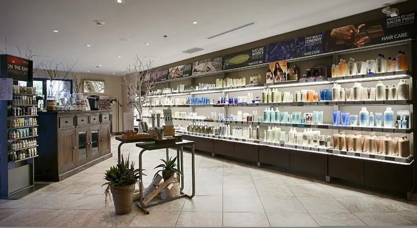 Best Western Plus Perth Parkside Inn & Spa Bar