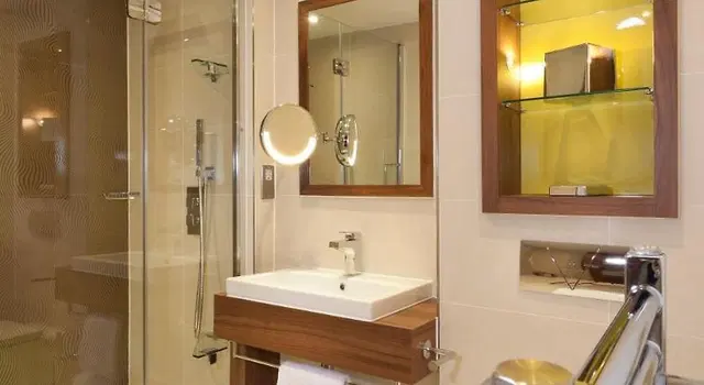 Indigo Edinburgh Badezimmer