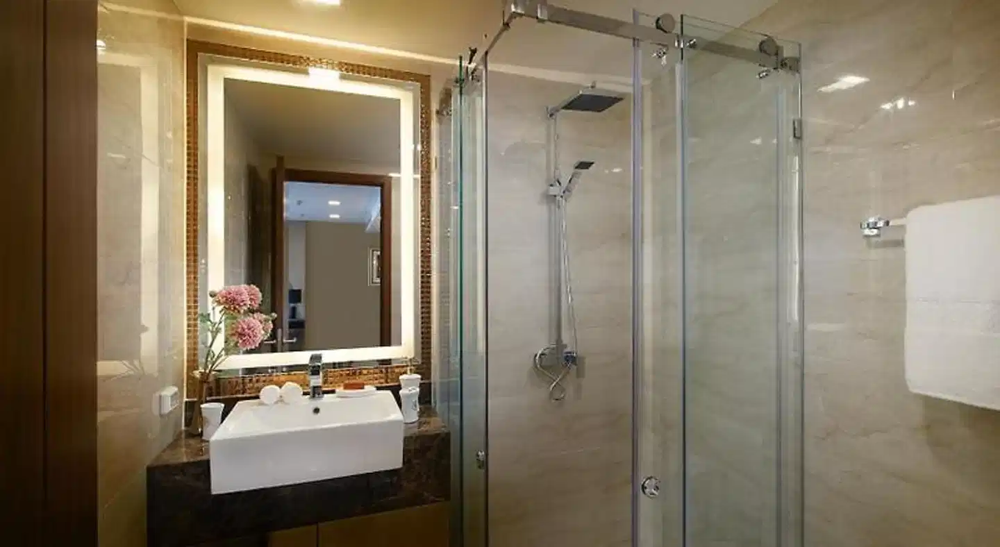 The Elysium Pratumnak Pattaya - By SHG Badezimmer