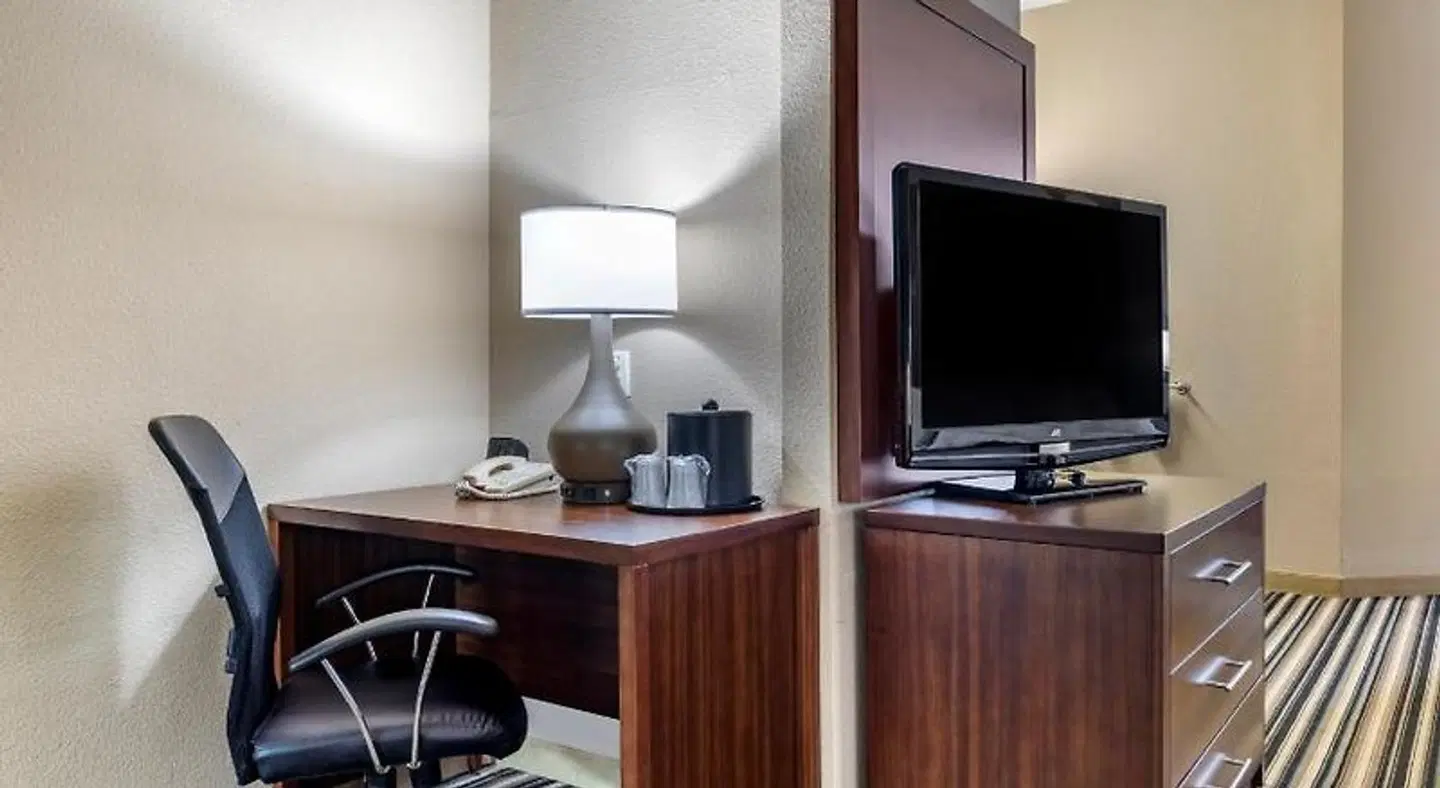 Comfort Suites Waco North - Near University Area ROOM_EXAMPLE