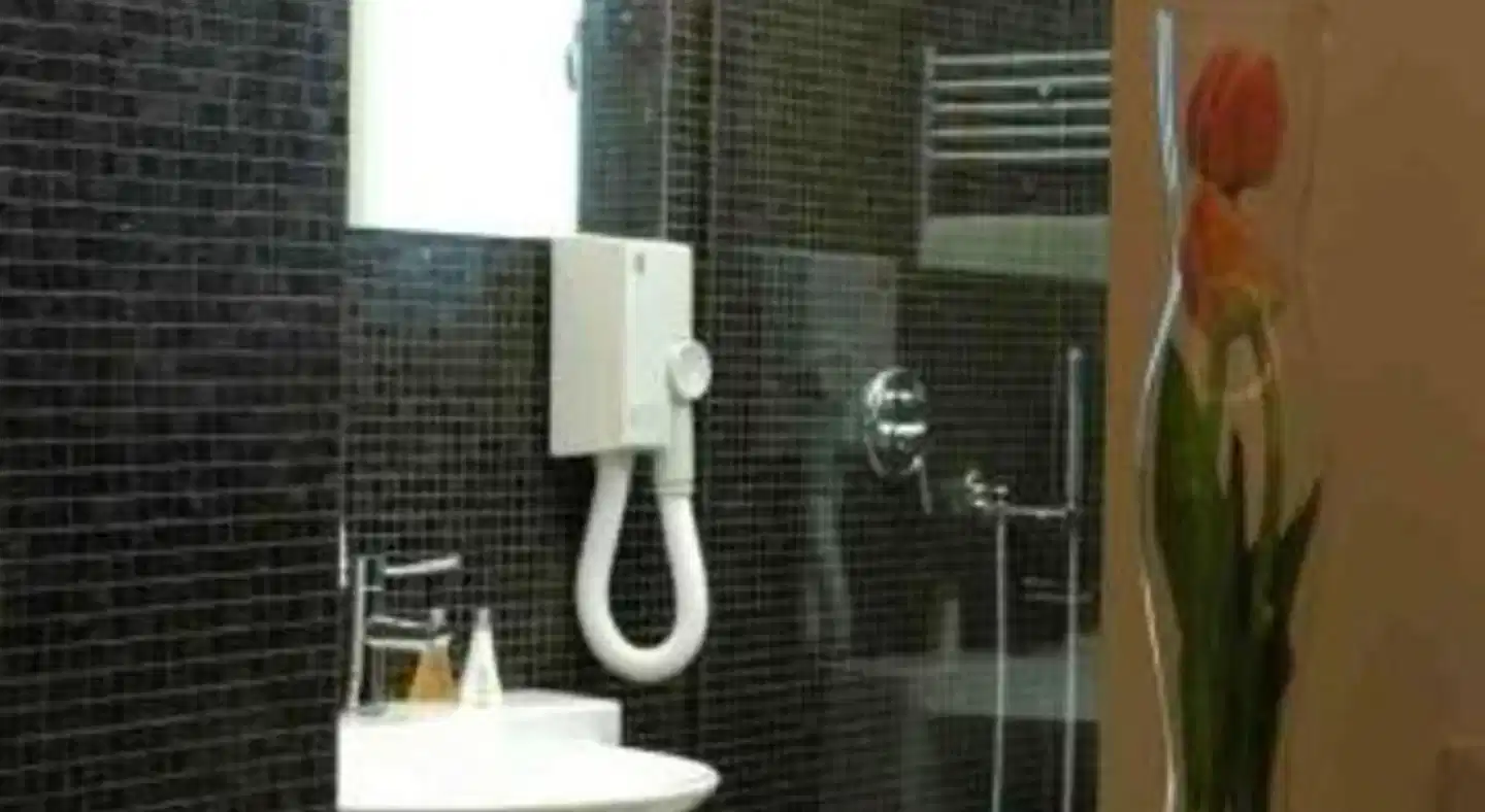 Ucciardhome Hotel Badezimmer