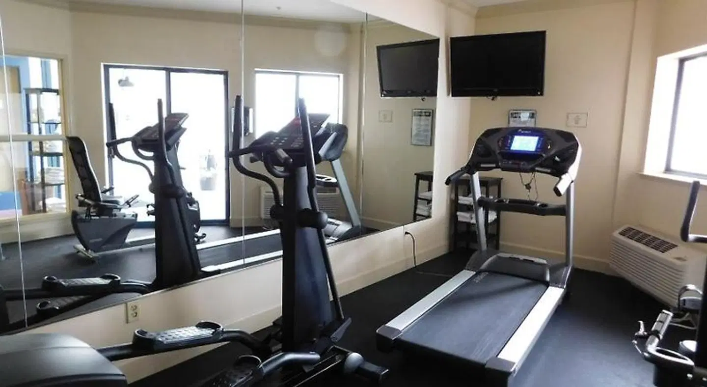 Best Western Plus All Suites Inn ROOM_EXAMPLE