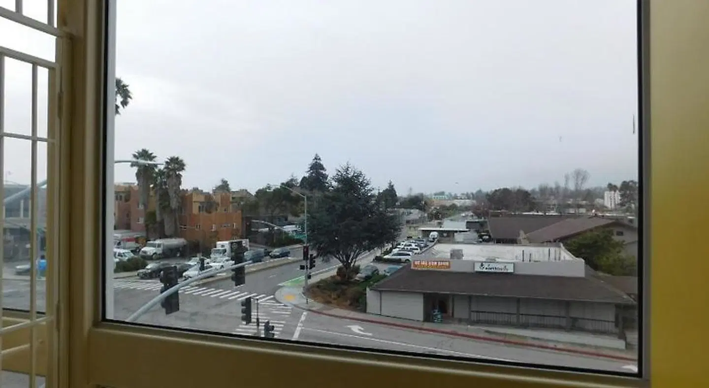 Best Western Plus All Suites Inn EXTERIOR