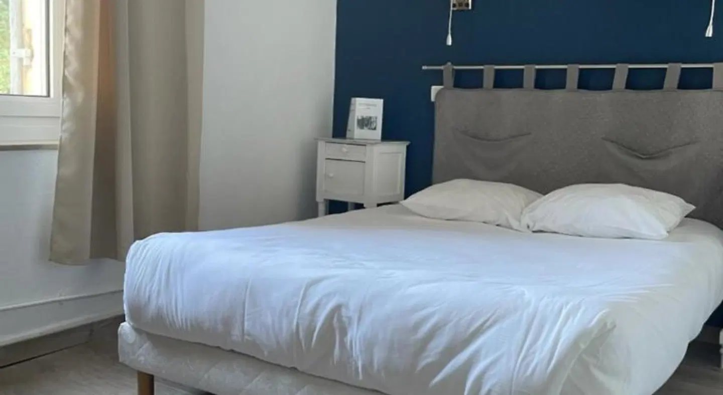 Constantin ROOM_EXAMPLE