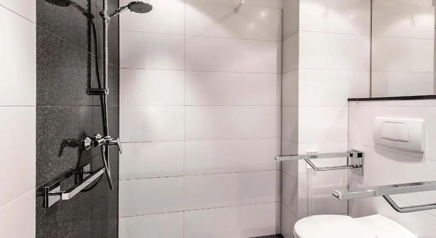 B&B HOTEL Schweinfurt-Süd Badezimmer