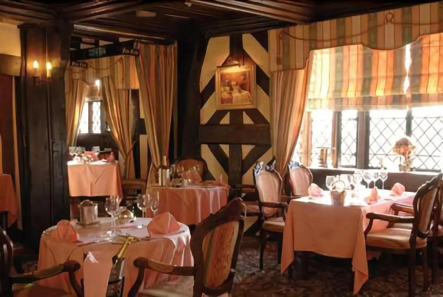 Albright Hussey Manor Restaurant