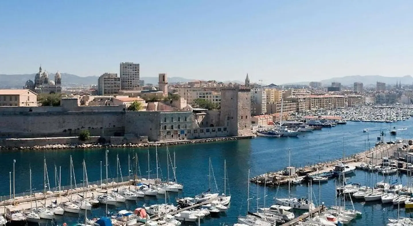 ibis budget Marseille Vitrolles OUTDOOR_POOL