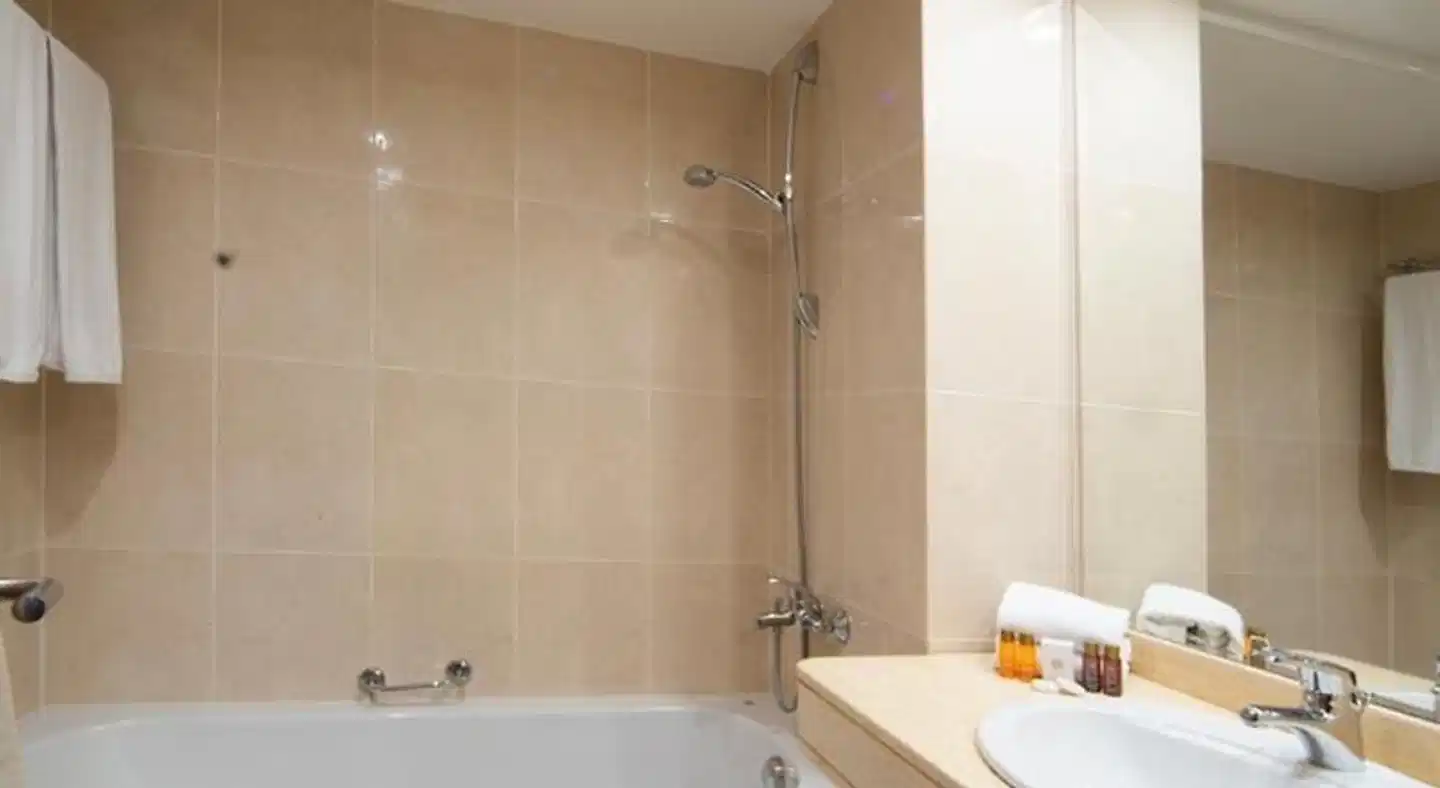 Legends Hotel Badezimmer