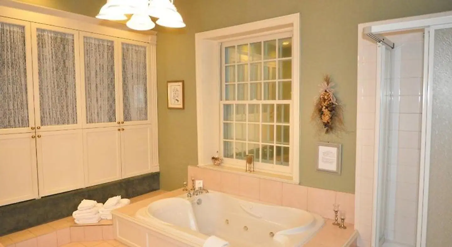 Brockamour Manor Bed and Breakfast Badezimmer